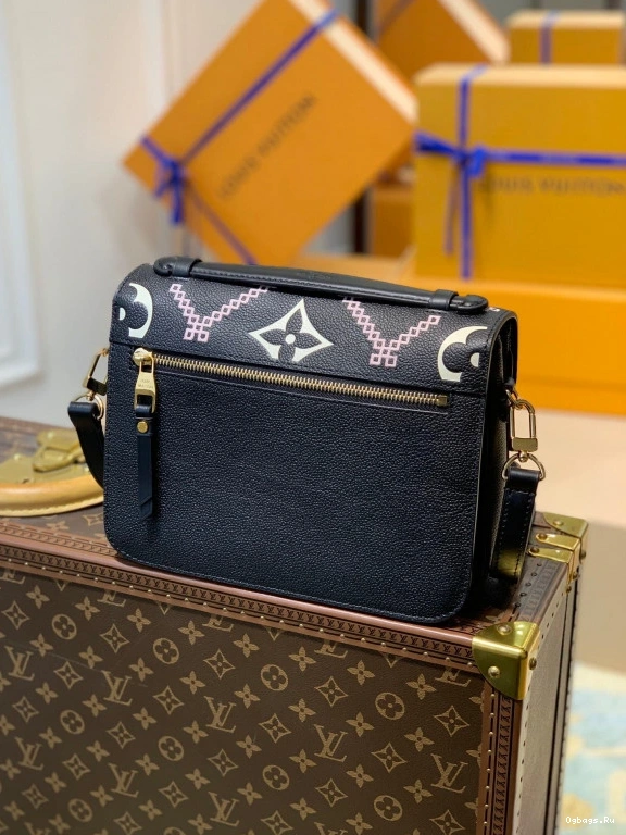 LOUIS POCHETTE MÉTIS VUITTON 0331